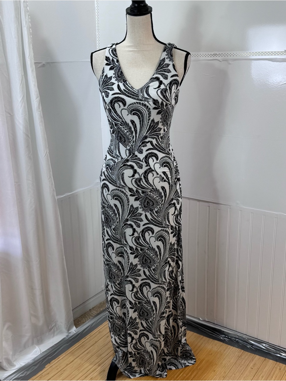 INC Black White Paisley Maxi Dress Sleeveless Boho Stretch Size Small Y2K Gown!!